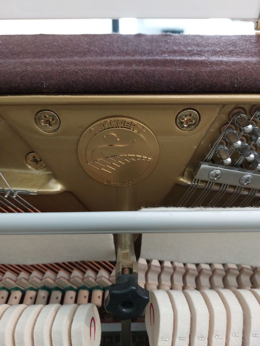 Piano droit HOHNER blanc laqu&eacute; (acoustique) Instruments de musique