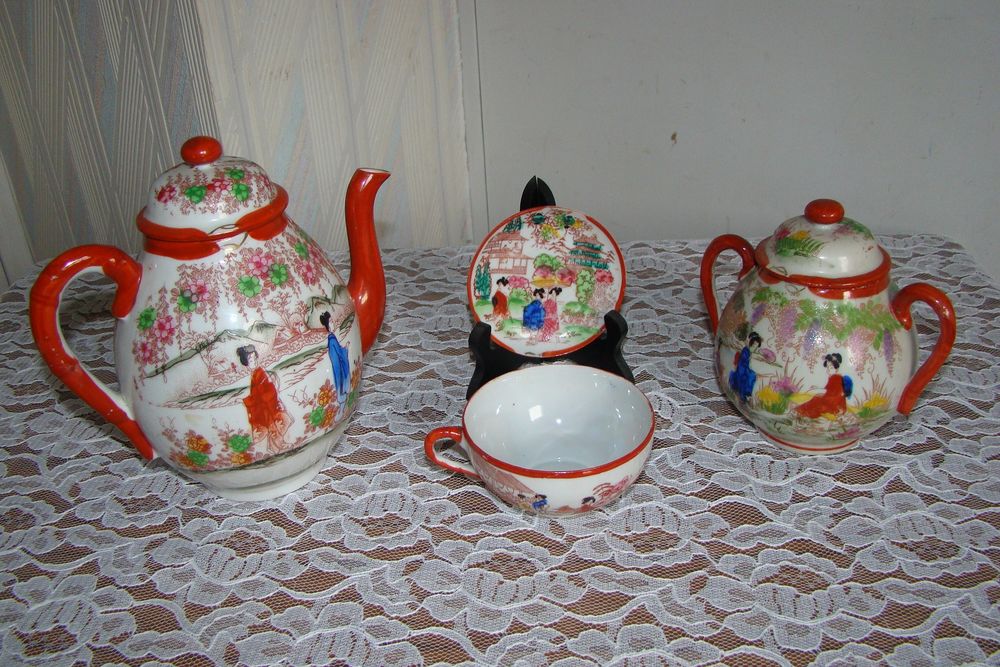 Service &agrave; caf&eacute; en porcelaine du Japon - vintage Cuisine