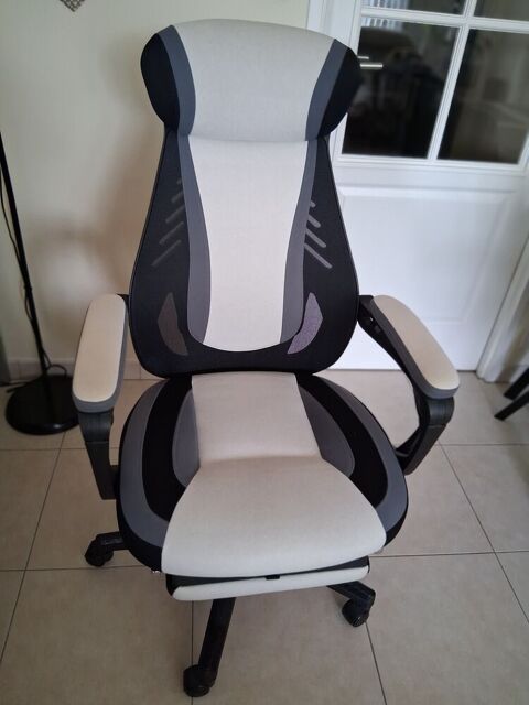 Fauteuil gaming ergonomique 150 Rochefort (17)