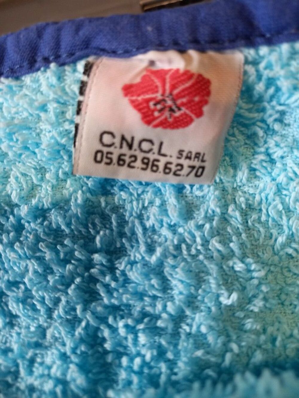 Essui mains rond bleu marque Ncl Décoration