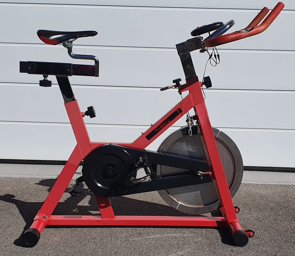 V&eacute;lo spinning V-Fit 50 euros Vélos