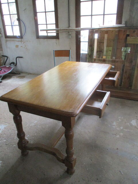 Grande table de campagne 1000 Jou�-l�s-Tours (37)