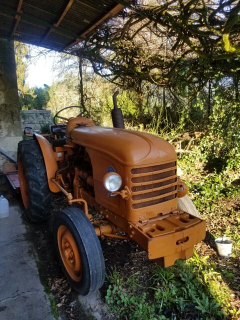 Tracteur Renault D30 1959 3300 Talence (33)