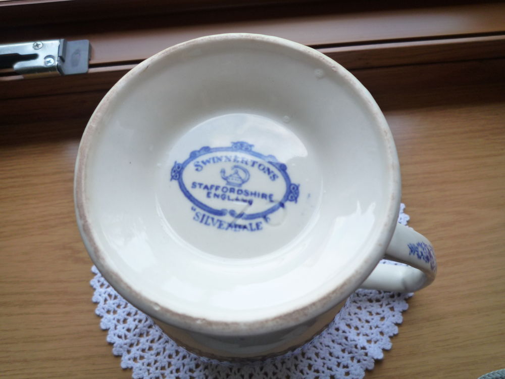 Swinnertons "Grand Pot &agrave; Lait" env. 1950 Cuisine