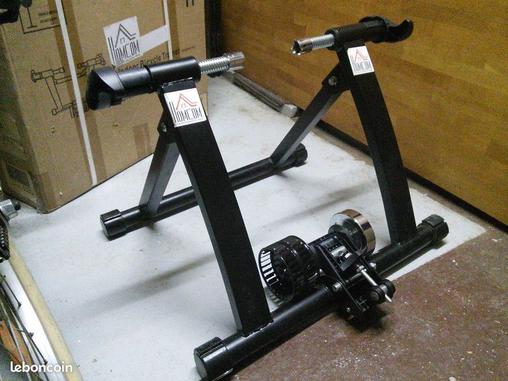 Home Trainer HomCom Sports