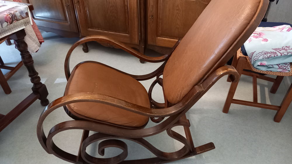 ROOCHING CHAIR Meubles