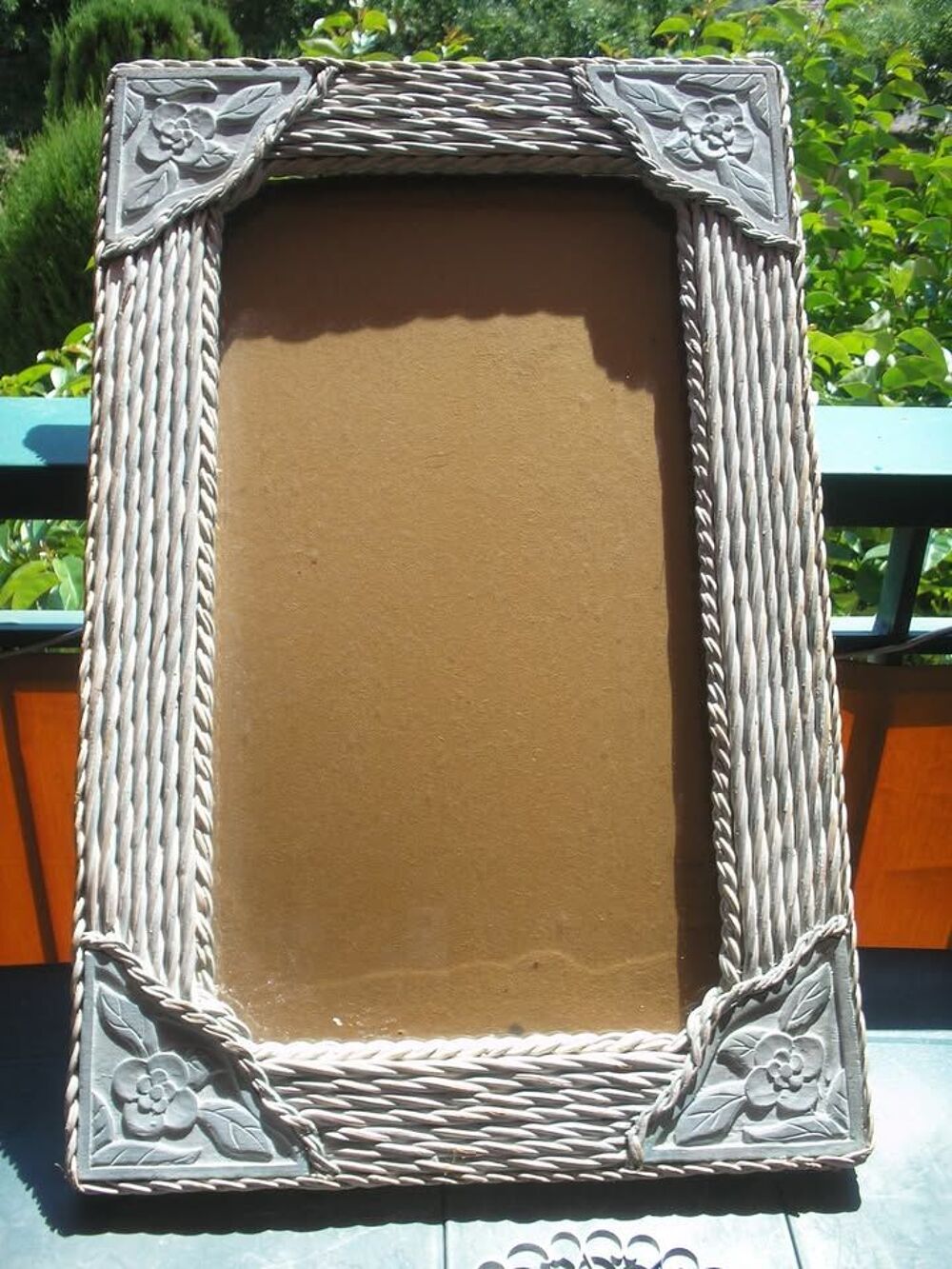 Cadre contour en osier et bois Décoration