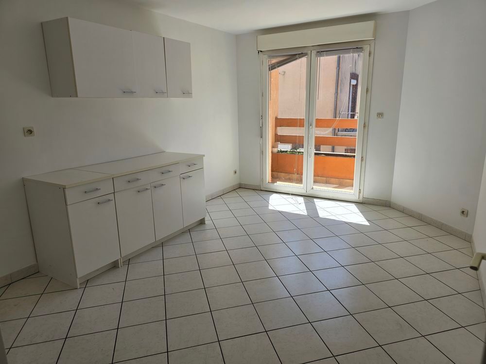 Location Appartement T4 avec balcons et garage SENS Sens