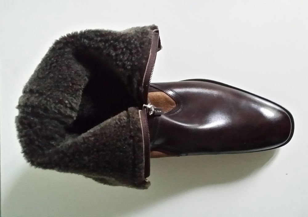 Bottes fourr&eacute;es de marque SANTONI
Chaussures