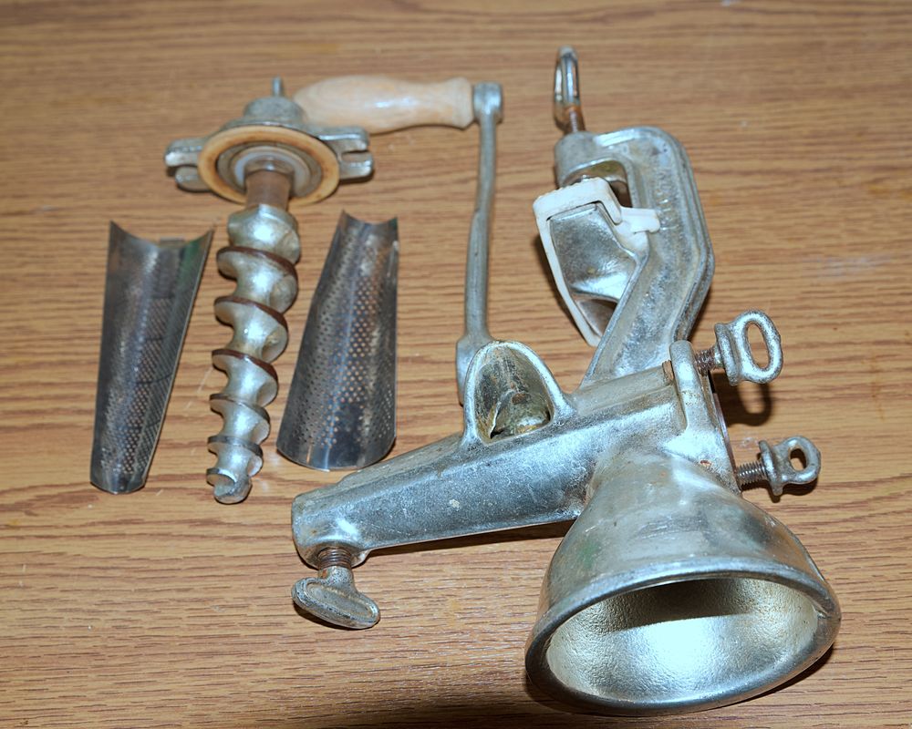 Extracteur de jus manuel PORKERT Electroménager