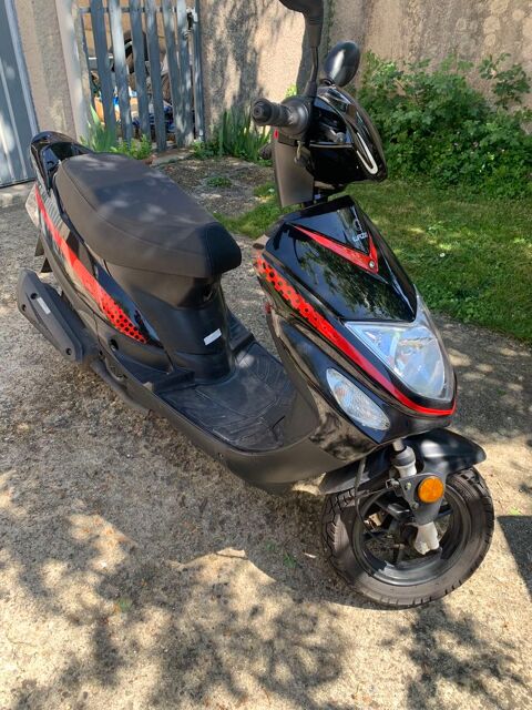 Scooter DIVERS 2020 occasion Quincy-Voisins 77860