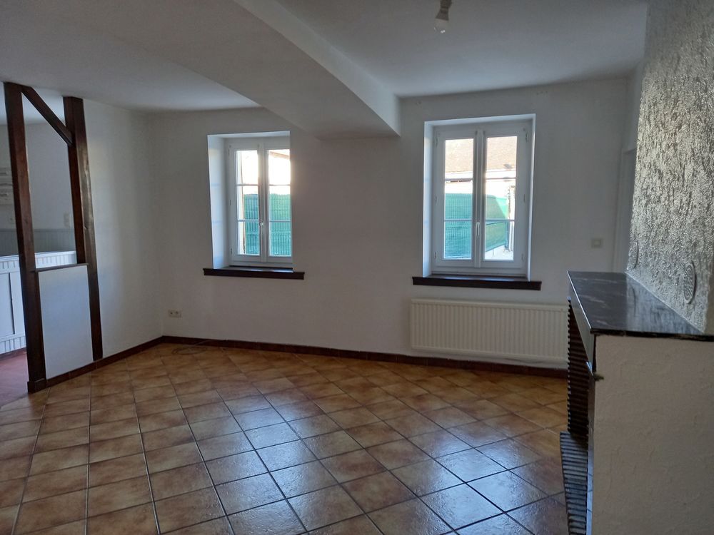 Location Maison Pannes Maison type 4 dans secteur calme Pannes