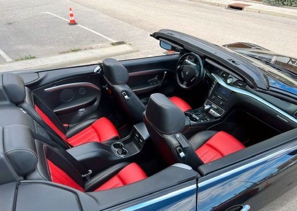 Grancabrio GranCabrio 4.7 V8 440 A 2011 occasion 83830 Bargemon