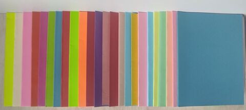 Pochettes cartonnes paisses multi couleurs NEUVES A4 6 Metz (57)