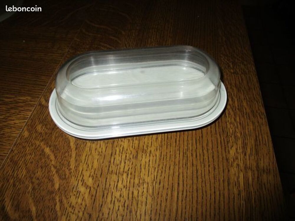 Tupperware conservation saucisson ou tout autre Décoration