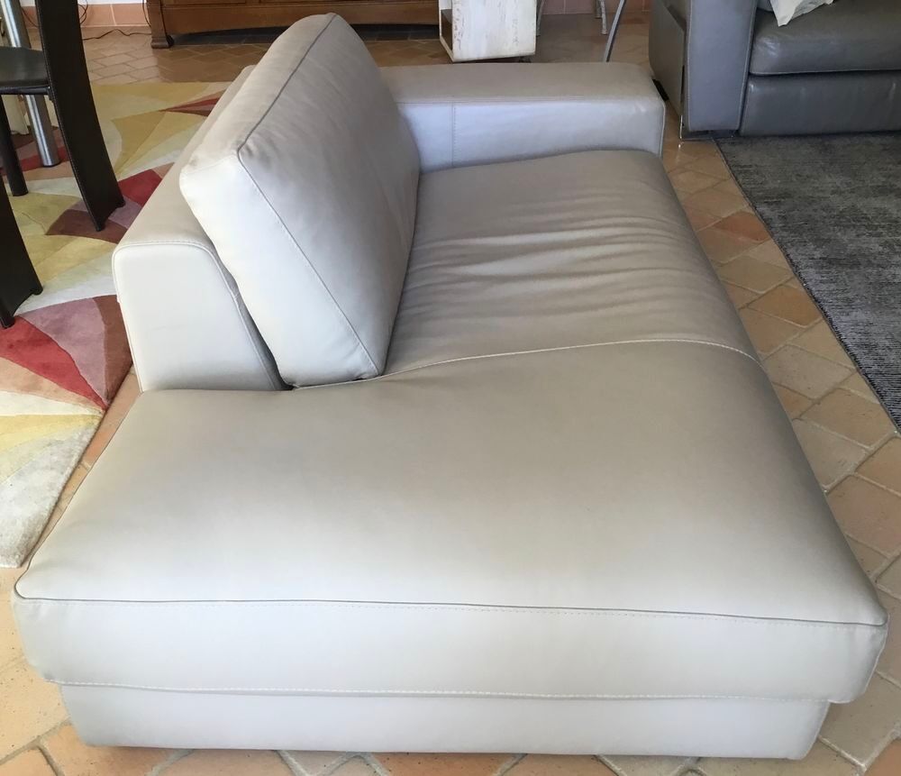Canap&eacute; chaise longue en cuir, accoudoir gauche Meubles