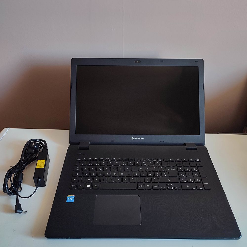 Pc portable Packard Bell 17pouces Windows 11 Matériel informatique