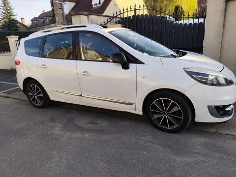 Renault Scénic Mégane 1.9 D Aida 2013 occasion Melun 77000