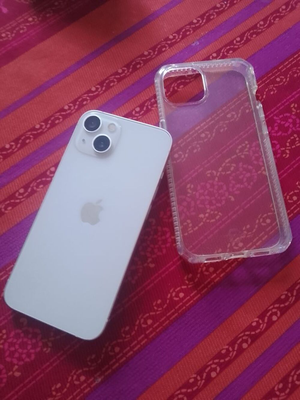 Iphone 13 blanc - 128 Go Téléphones et tablettes