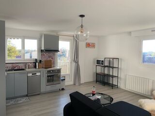  Appartement à louer 3 pièces 68 m²