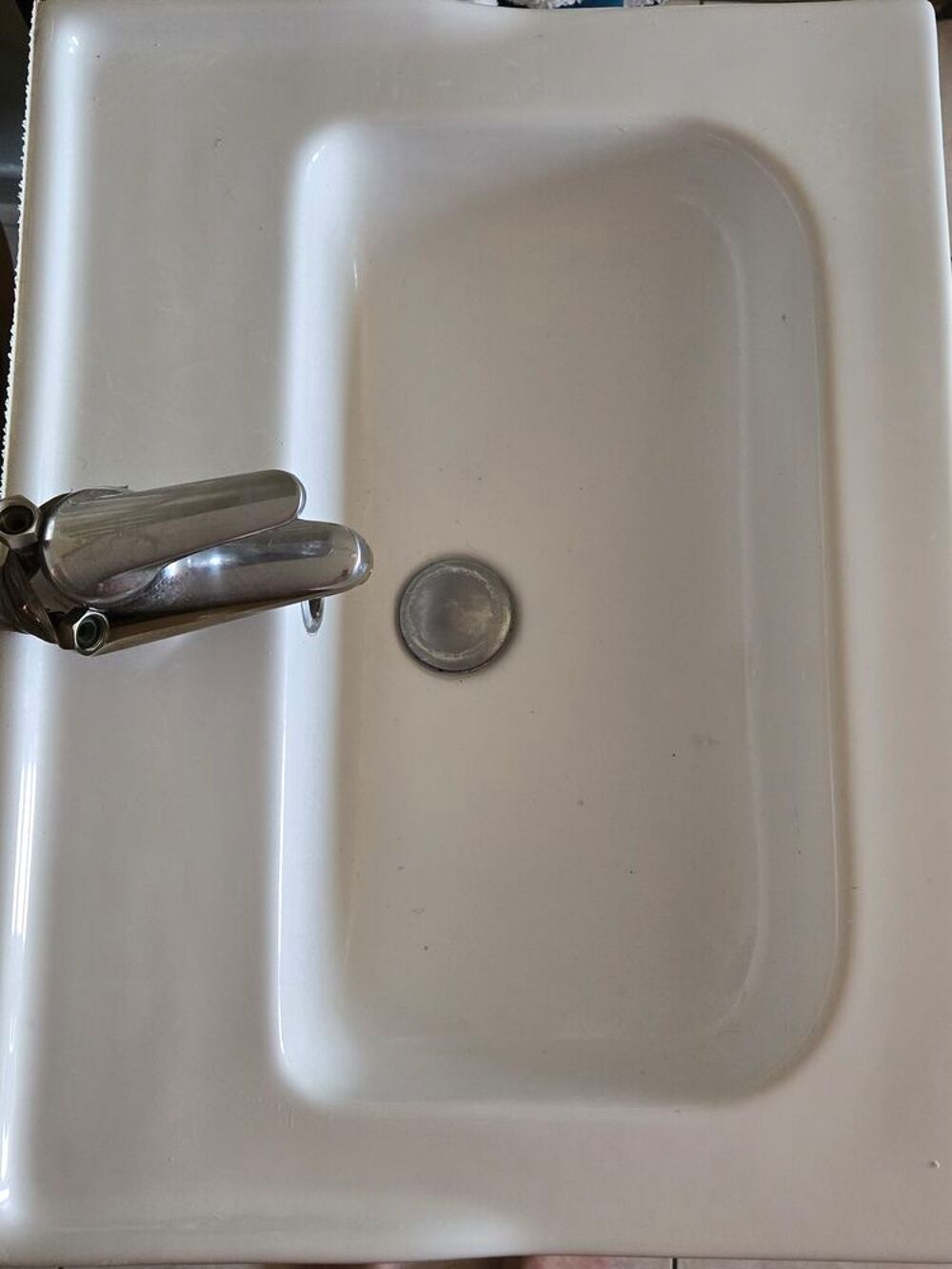 Meuble sous lavabo et lavabo Meubles