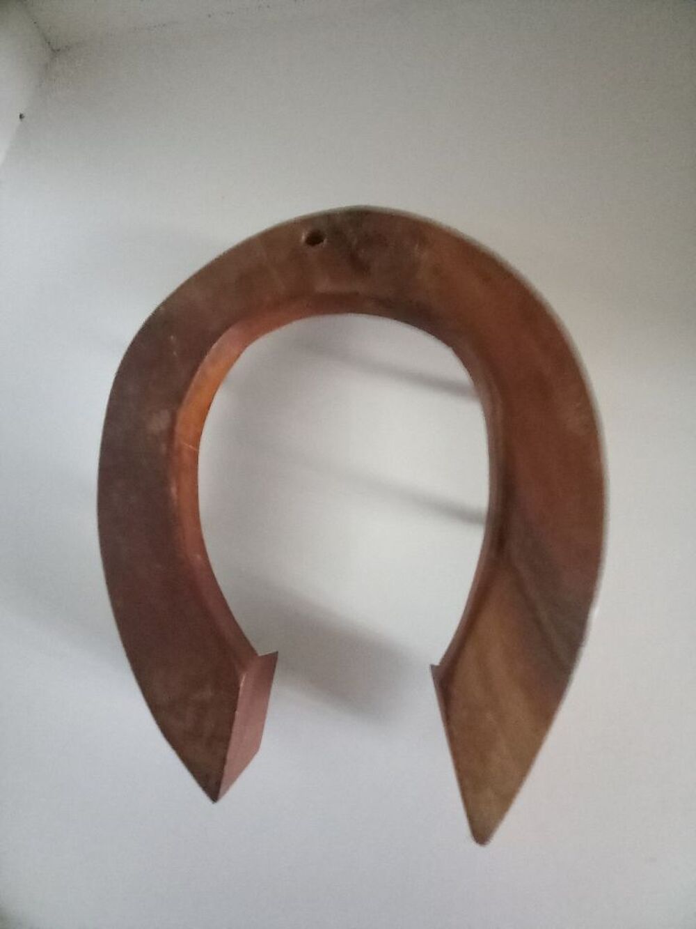 Fer &agrave; cheval en bois vintage pour d&eacute;co Décoration