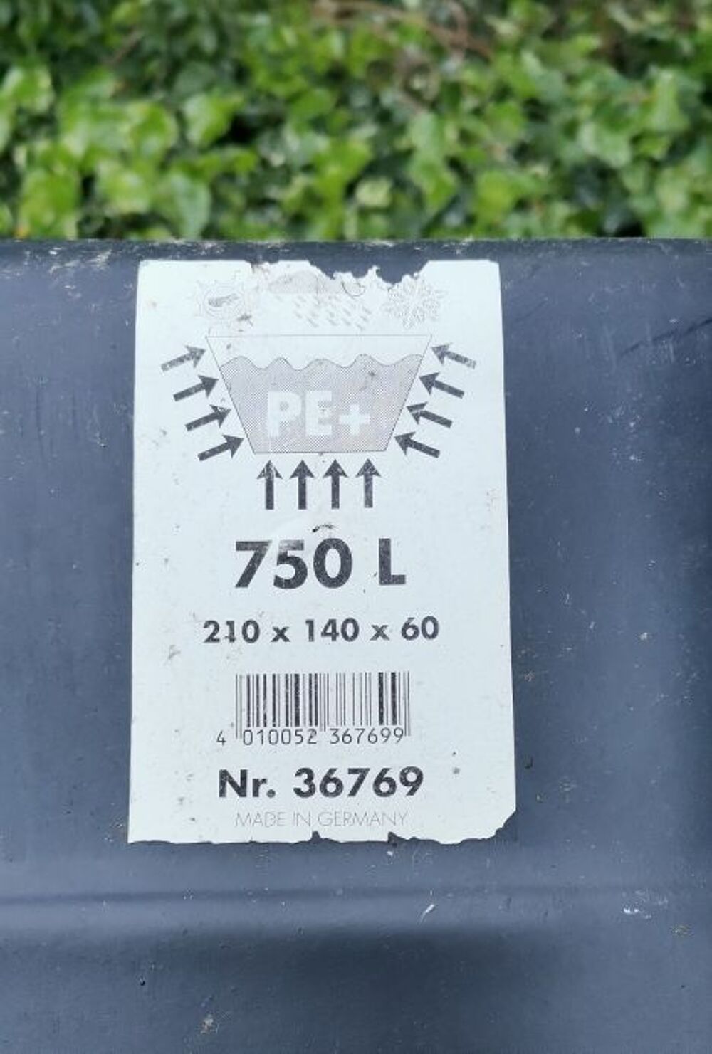 Bassin de Jardin pr&eacute;form&eacute; 750 litres Jardin