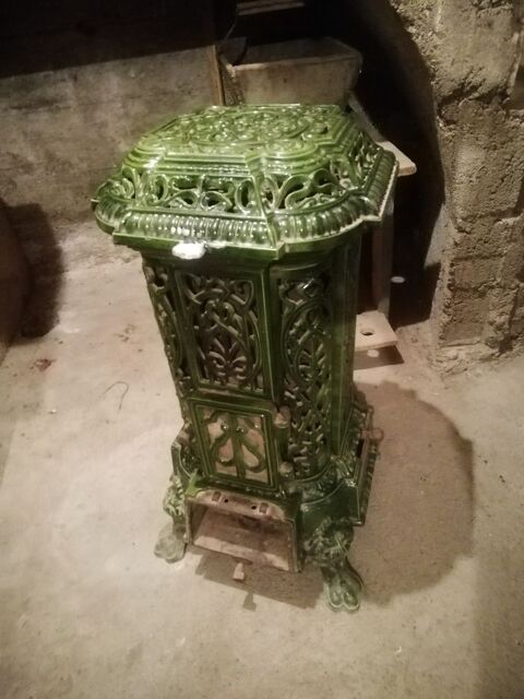  Ancien Poêle émaillé vert 100 Saint-Pourçain-sur-Sioule (03)