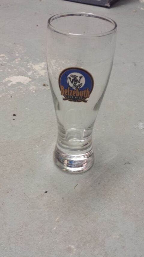 un verre à bière BELZEBUTH collectionneur ou autre 0 Mérignies (59)