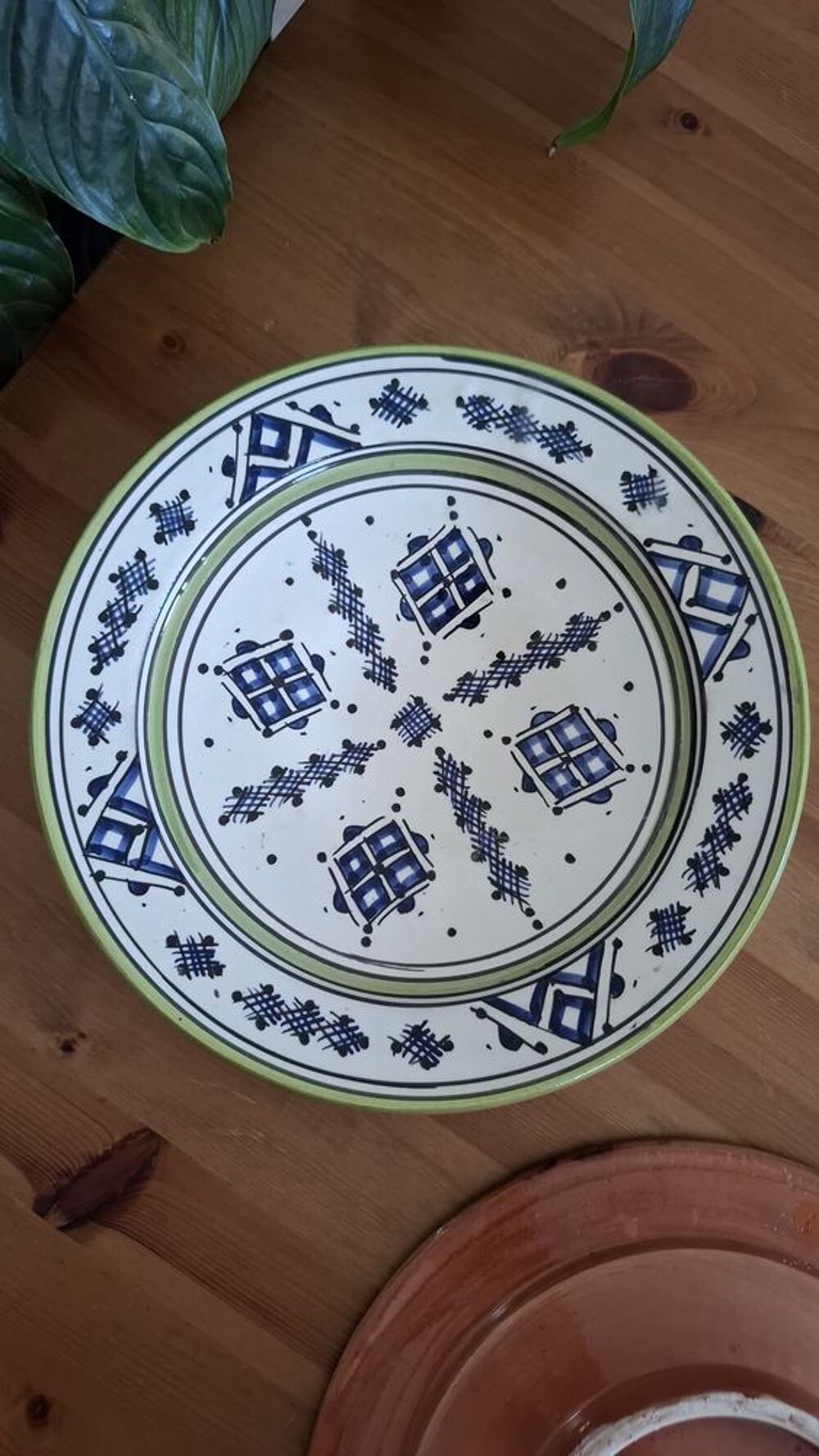 Lot de 2 Assiettes Creuses / D&eacute;co Murale C&eacute;ramique de F&egrave;s ? Décoration