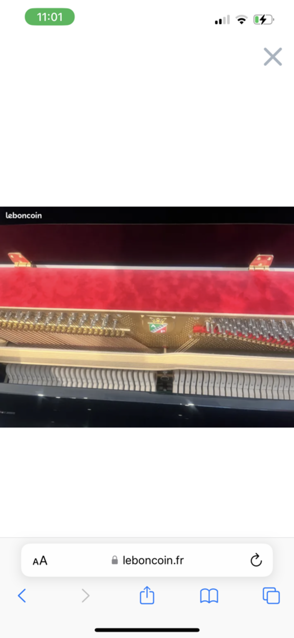 Piano droit Petrof noir laqu&eacute; Instruments de musique