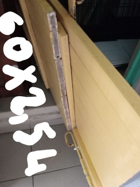 Porte en bois double battant 100 Le Moule (97)