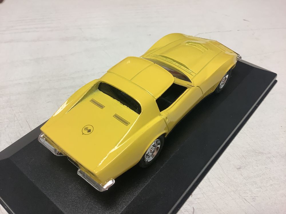 CHEVROLET CORVETTE 1968 1/43 voiture miniature 