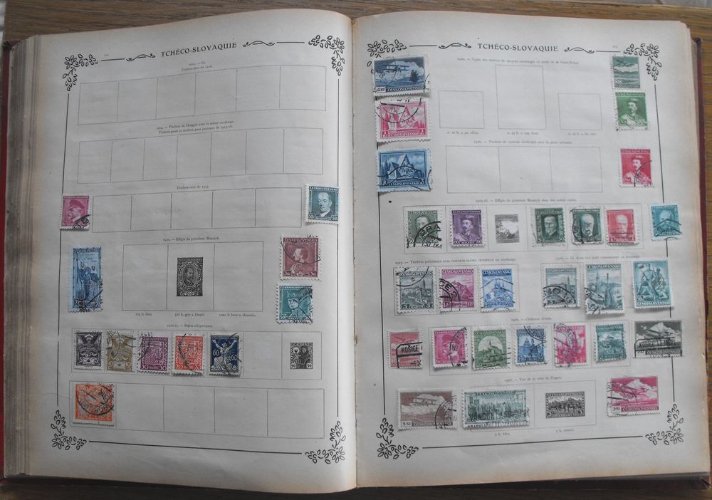 Album historique et g&eacute;ographique de timbres 