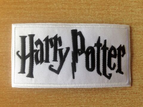 Écusson harry potter logo 10x5 cm
noir et blanc
5 Carnon Plage (34)