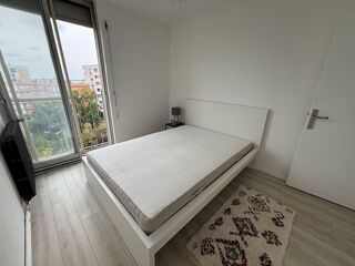  Appartement à louer 4 pièces 74 m²