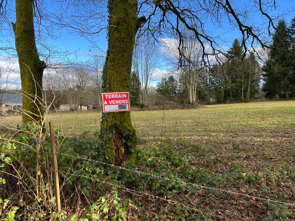 Vente Terrain Grand terrain de près de 1,5 ha, 5 600 m² constructible Sévigny-la-forêt
