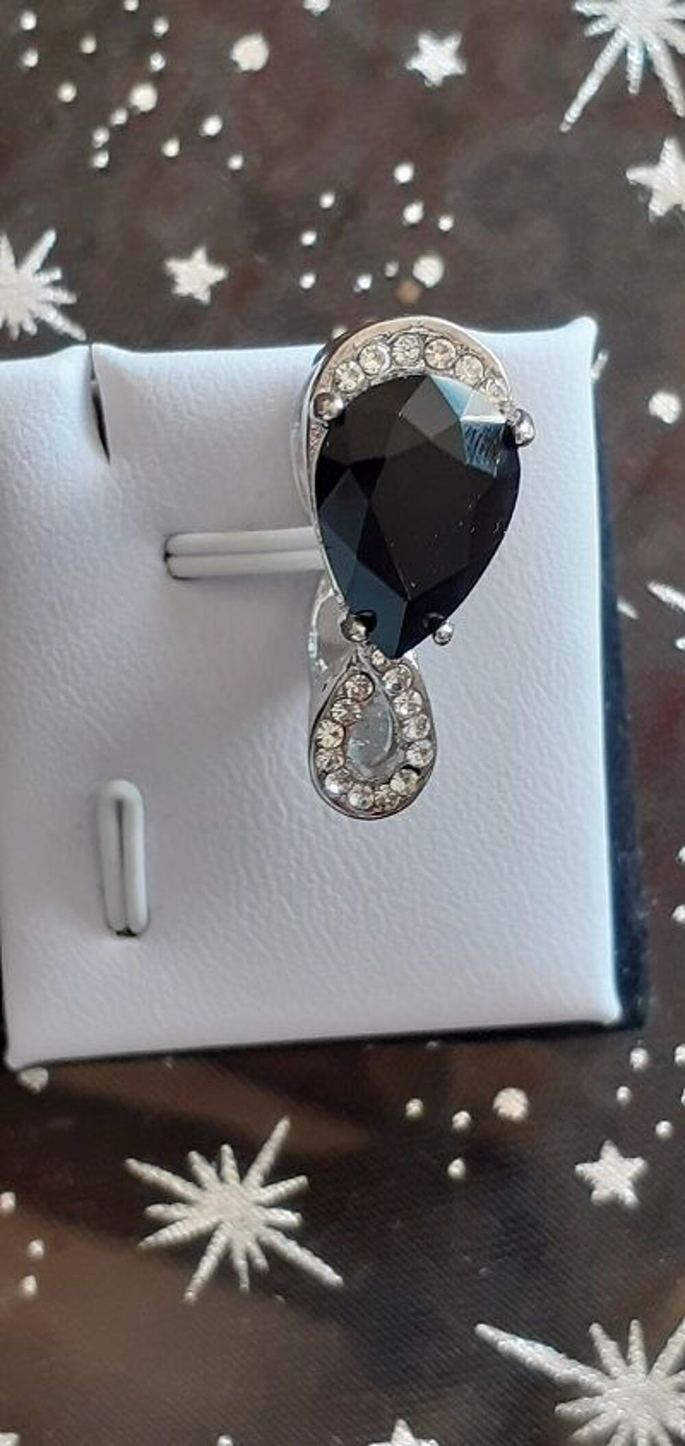 Bague zircon noir Bijoux et montres