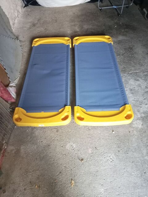 2 lits de sieste pour enfants 50 Monteau (89)