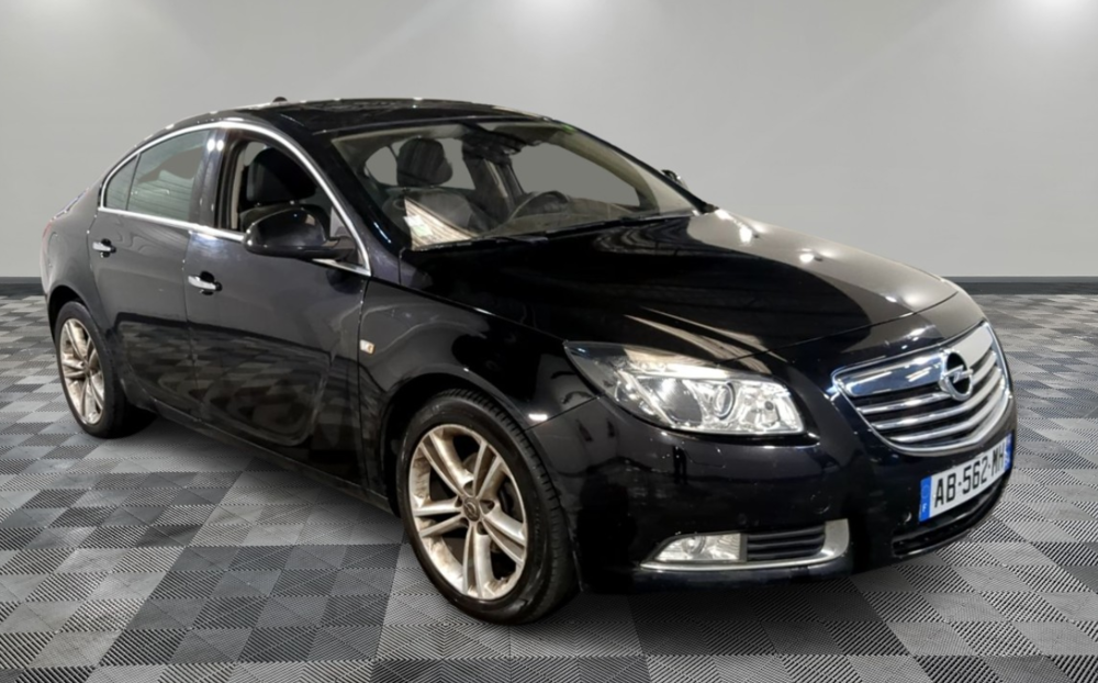 Insignia 2.0 CDTI - 130 FAP Cosmo Pack 2009 occasion 44320 Saint-P&egrave;re-en-Retz