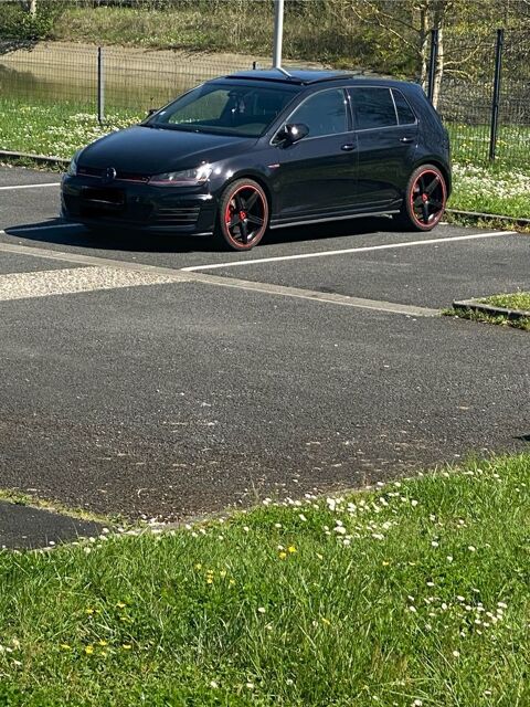 Volkswagen Golf 2.0 TSI 220 BlueMotion Technology GTI 2014 occasion Niort 79000