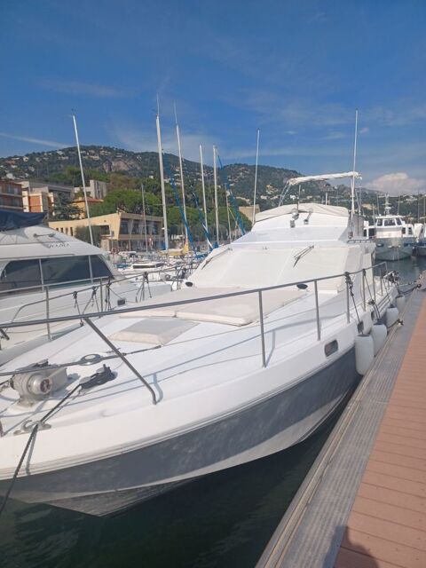 Bateaux à moteur Vedette - Yacht - Offshore 1980 occasion Nice 06000