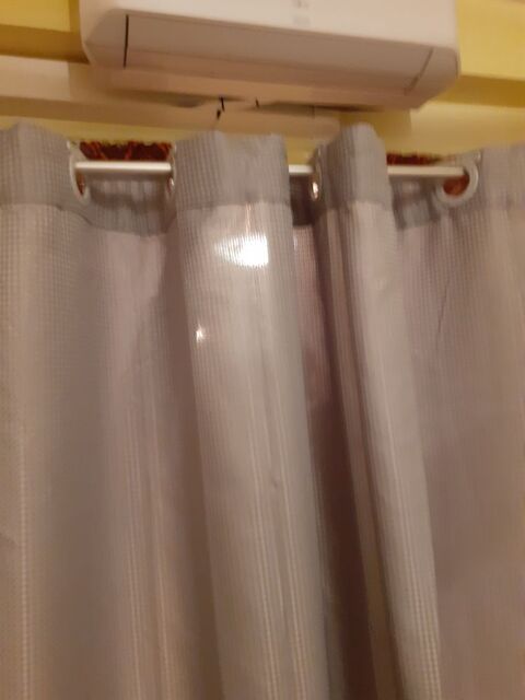 Rideau de douche + tringle 45 Grisolles (82)