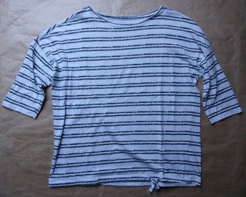 Tee shirt en taille 42-44 2 Montaigu-la-Brisette (50)