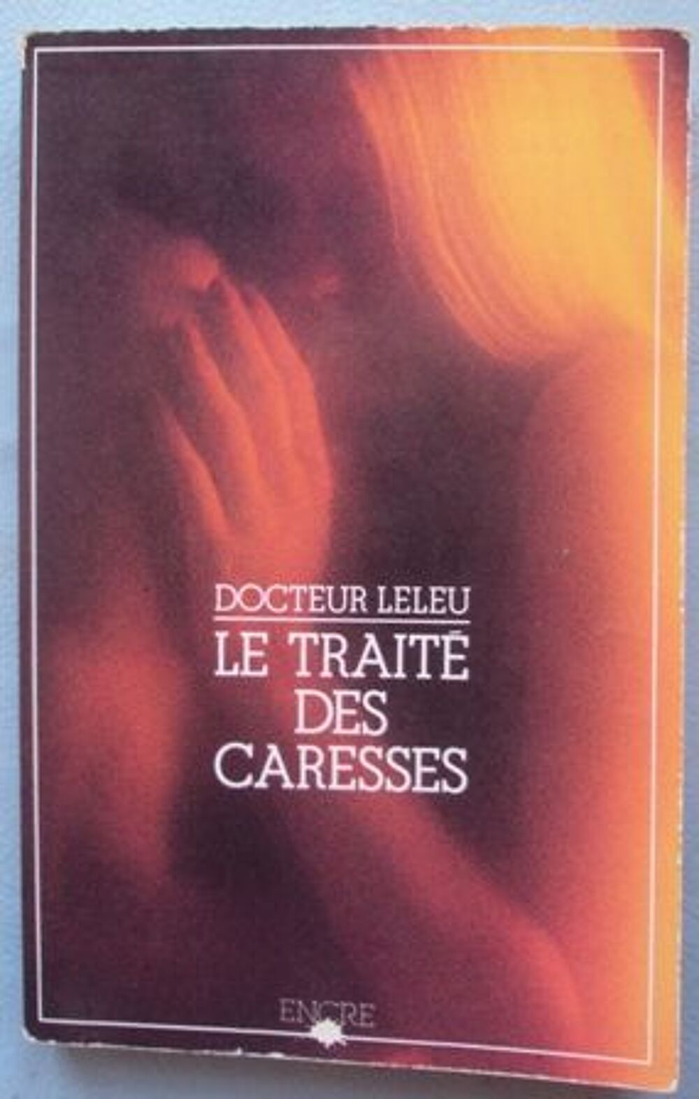 Divers livres sur la f&eacute;minit&eacute; et la sexualit&eacute; Livres et BD