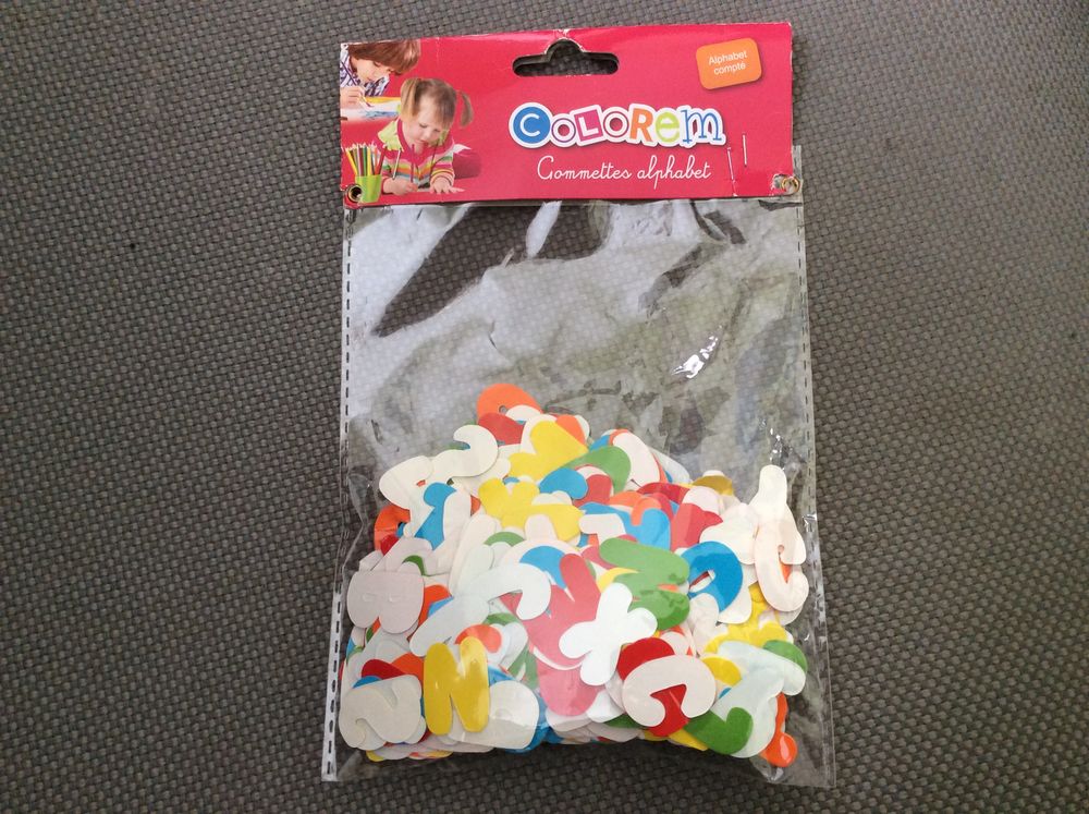Gomettes alphabet Jeux / jouets
