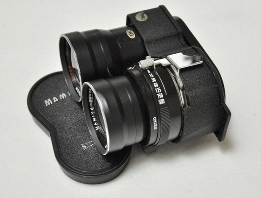 Mamiya C220 + 2 optiques + flash torche Photos/Video/TV