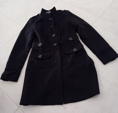 Manteau noire Taille 38/M                         10 Saint-Dizier (52)