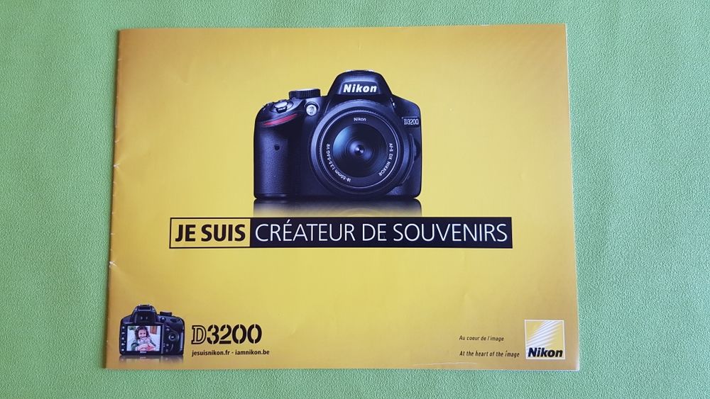 NIKON 3200 Photos/Video/TV