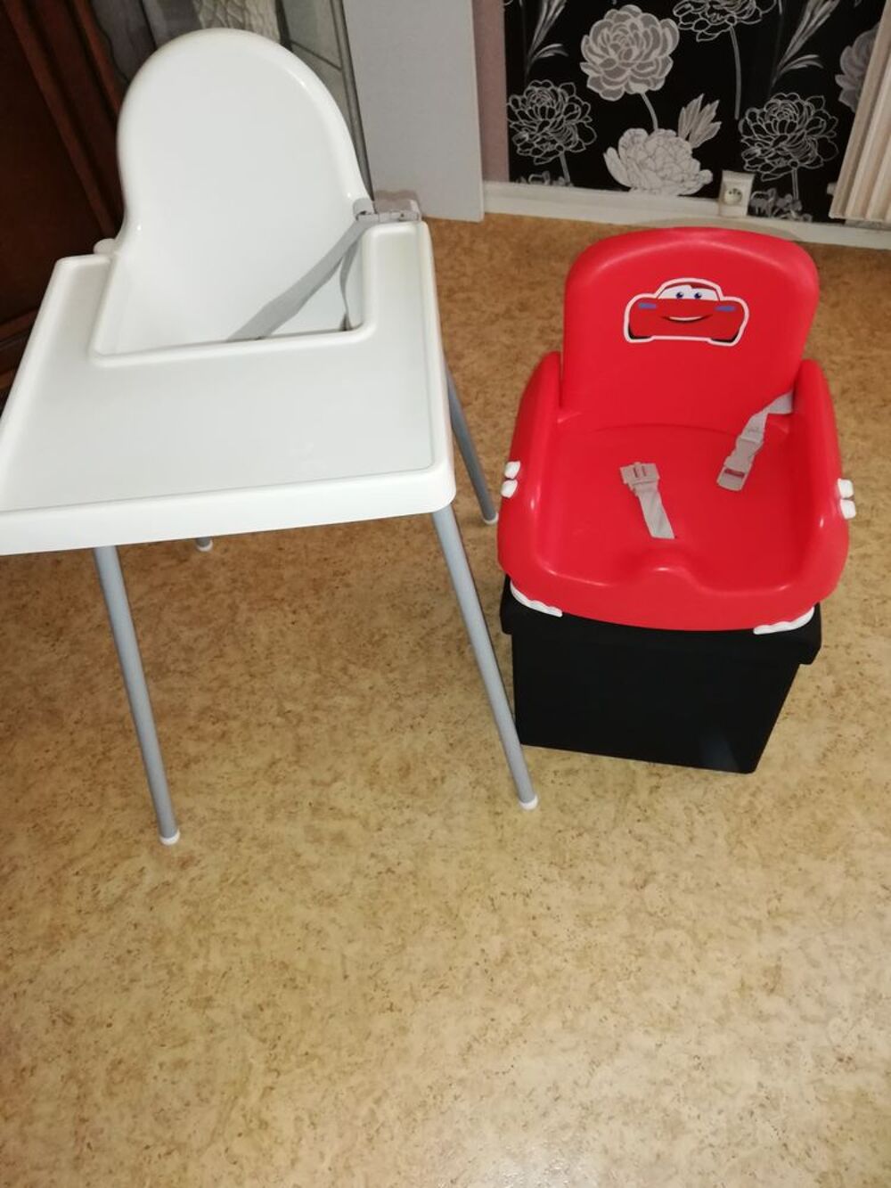 APPRENDRE SUR PLACE . Meubles